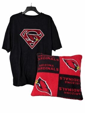Arizona Cardinals Bundle 2XL T-Shirt + Fleece Pillow NFL Fan Gift